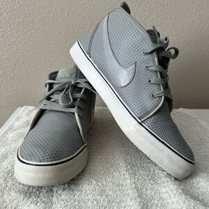 Nike Men's Gray Perforated Sneakers